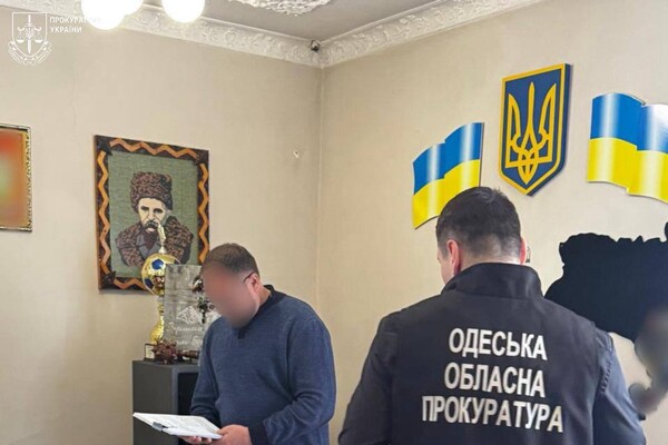 Махінації з державною землею: в Одеському районі затримали голову сільської ради фото 2