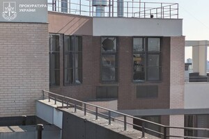 РФ обстреляла жилые дома в Хаджибейском районе Одессы: пострадали люди фото 5