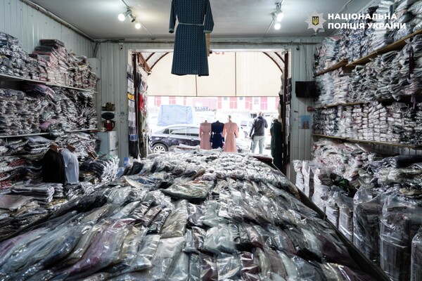 На продаж замість допомоги: на 7-му кілометрі в Одесі викрили тіньову схему фото 9