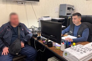 Гроші за доступ до сесії: в Одесі офіцер вишу вимагав хабарі в курсантів фото 4