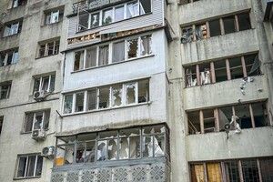 РФ атаковала Одессу дронами: обломки БпЛА упали на дом, пострадали люди (обновлено) фото 1