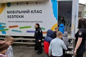 Школу на Одесчине посетил мобильный класс: чему учили детей фото 4