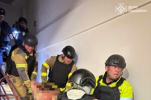 РФ завдала балістичного удару по Одесі: є загиблий і постраждалі фото 6