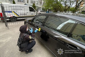 Вибухівка на дверцях: в Одесі хотіли підірвати автівку підприємця фото 3