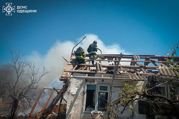 РФ дважды ударила по Одесчине ракетами: получили осколочные ранения люди фото 4