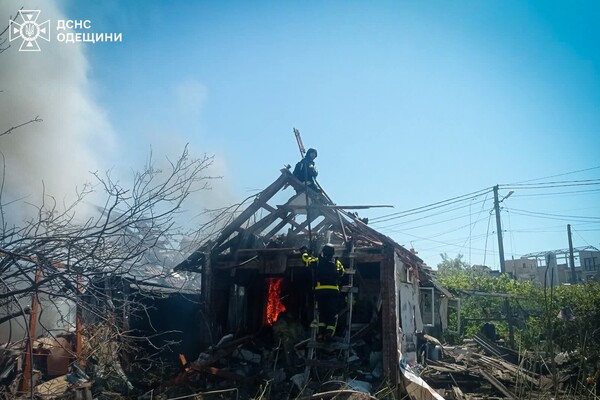 РФ дважды ударила по Одесчине ракетами: получили осколочные ранения люди фото 5