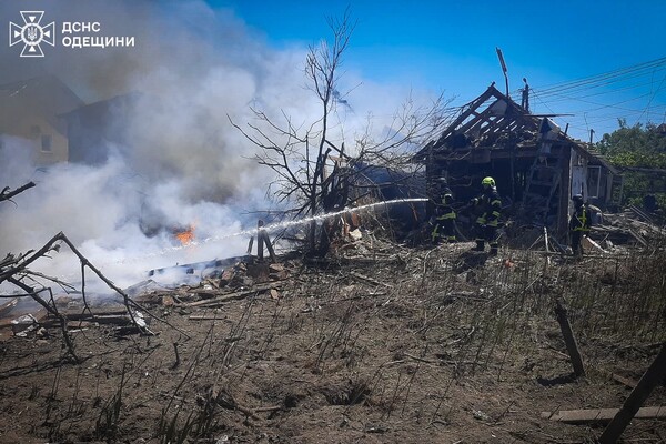 РФ дважды ударила по Одесчине ракетами: получили осколочные ранения люди фото 13