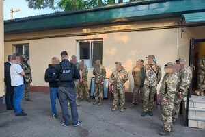 Изнасилование и избиение в РТЦК в Одесской области: подозреваемых арестовали фото 3