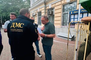Конфлікт у середмісті Одеси: директор ресторану побив жінку (оновлено) фото