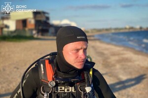 В Одесской области десятилетнюю девочку на надувном круге унесло в море фото 1