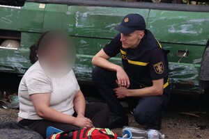 По пути в Николаев автобус из Одессы столкнулся с фурой: погибших более десятка (обновлено) фото 1
