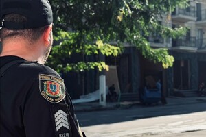 Утром РФ атаковала многоэтажку в Одессе и АЗС в области: есть жертвы и пострадавшие фото 4
