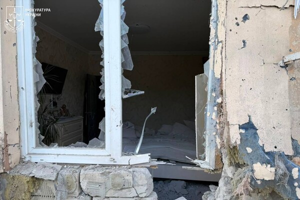 РФ ударила по пригороду Одессы двумя ракетами: погибла женщина, есть пострадавший (обновлено) фото 2