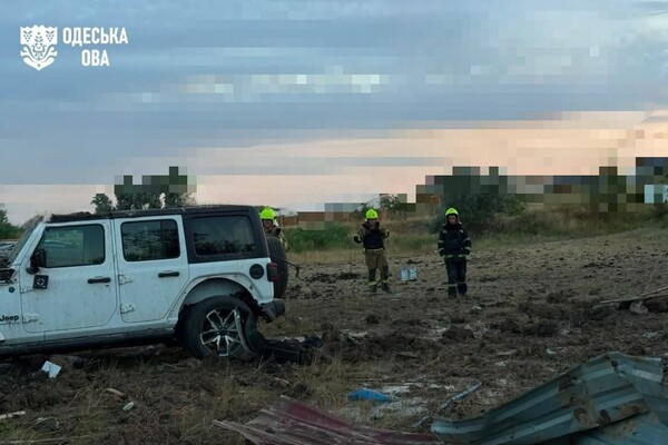 Удар по парку развлечений и домам в Одесской области: погиб подросток, под завалами могут находиться люди (обновлено) фото 10