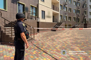 РФ завдала удару по багатоповерхівці в Одесі: постраждали люди (оновлено) фото
