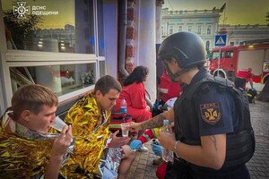 РФ выпустила по Одессе десятки ракет и дронов: пострадавших почти десяток (обновлено) фото 6