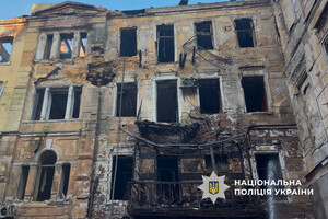 РФ выпустила по Одессе десятки ракет и дронов: пострадавших почти десяток (обновлено) фото 14