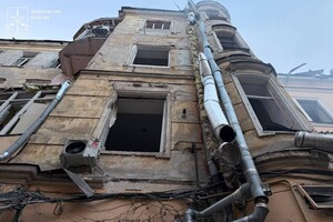 РФ випустила по Одесі десятки ракет і дронів: постраждалих майже десяток (оновлено) фото 21