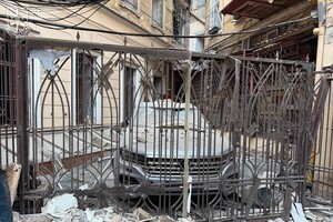 РФ випустила по Одесі десятки ракет і дронів: постраждалих майже десяток (оновлено) фото 22