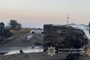 В Одесском районе фургон врезался в два микроавтобуса: есть жертвы и пострадавшие фото 1