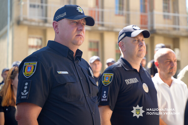 В Одесской области открыли мемориальную доску в честь погибшего правоохранителя Сергея Маглы фото 1