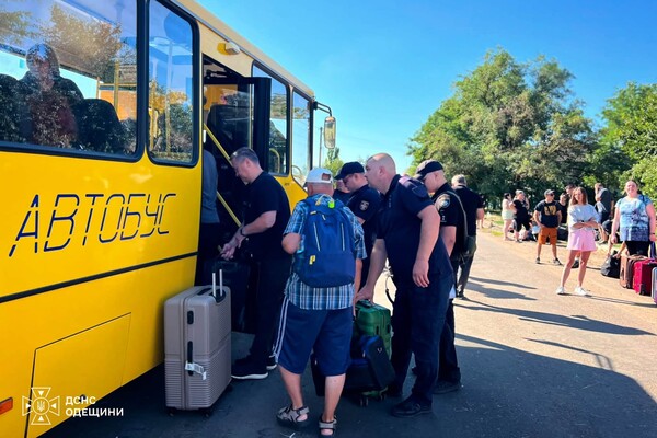 В Одесской области реактивный "Шахед" попал в пассажирский поезд: погибли машинист и его помощник (обновлено) фото 19
