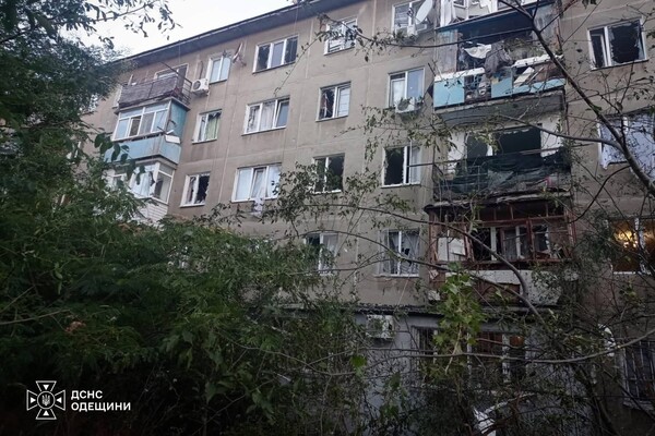 РФ обстреляла дома и предприятия в Одесской области: пострадали люди фото 2