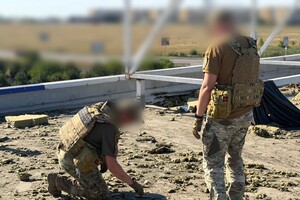 РФ ударила по почте в ТЦ в пригороде Одессы: есть раненые (обновлено) фото 6