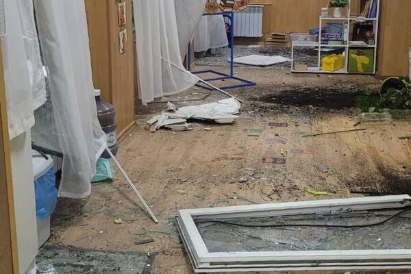 Массированный удар по Одессе: получила повреждения многоэтажка, пострадали люди фото 1