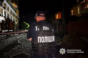 РФ атакувала житловий сектор Одеси: постраждали мешканці багатоповерхівки фото 2