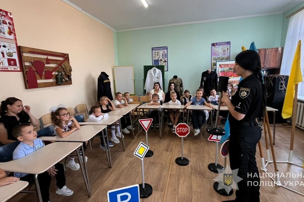 Залізниця, дороги та воєнні загрози: школярів Одещини навчають правил безпеки фото 4
