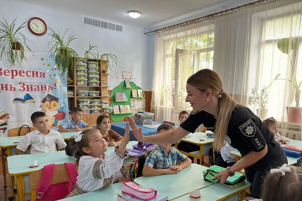 Залізниця, дороги та воєнні загрози: школярів Одещини навчають правил безпеки фото 6