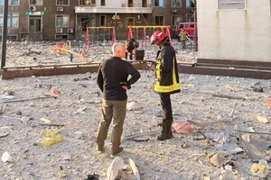 Под завалами обнаружили погибшего, пострадавших &ndash; десятки: последствия обстрелов Одессы и Одесчины фото 16
