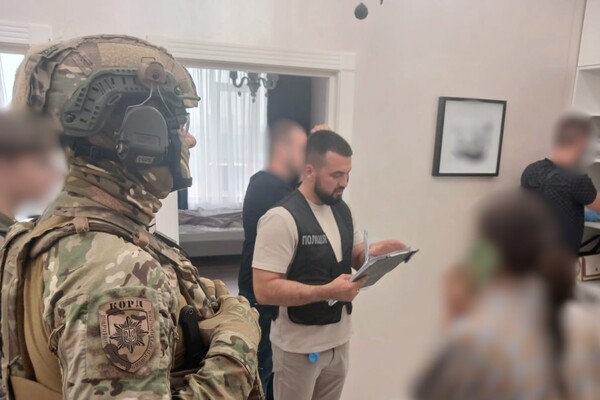 В Одессе в парадной дома обнаружили убитую женщину: подозреваемую в преступлении задержали фото 4