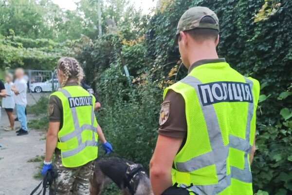 В Одессе в парадной дома обнаружили убитую женщину: подозреваемую в преступлении задержали фото 5