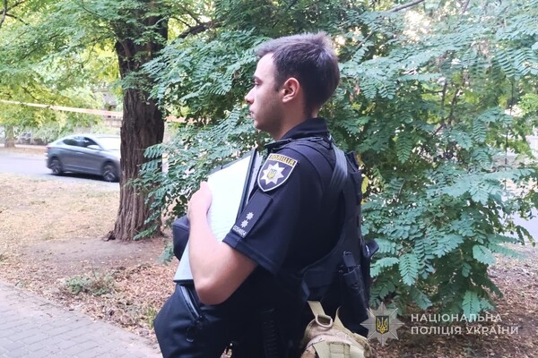 В Одессе в парадной дома обнаружили убитую женщину: подозреваемую в преступлении задержали фото 10