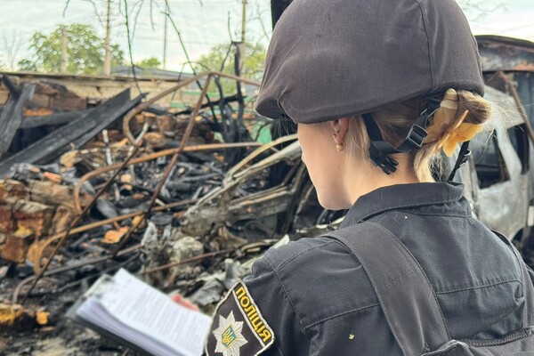 Горять гаражі та автівки, загинула людина: наслідки обстрілу Одеси фото 2