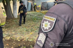 Горять гаражі та автівки, загинула людина: наслідки обстрілу Одеси фото 3