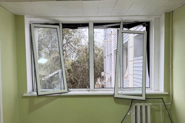Россияне разрушили одну из клинических больниц Одессы: медучреждение временно не работает фото 1
