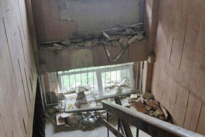 Россияне разрушили одну из клинических больниц Одессы: медучреждение временно не работает фото 6