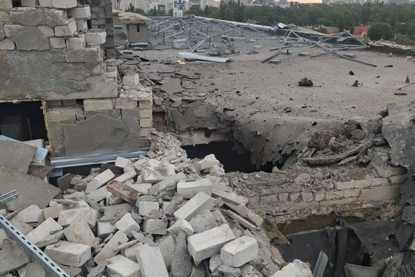 Россияне разрушили одну из клинических больниц Одессы: медучреждение временно не работает фото 7