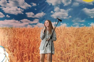 Стихи, музыка и ростовые куклы: в Одессе состоялся благотворительный концерт в доме престарелых фото