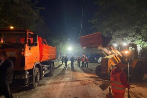 РФ ударила по админзданию в Одессе: возможны перебои с интернетом (обновлено) фото 7