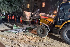 РФ ударила по админзданию в Одессе: возможны перебои с интернетом (обновлено) фото 8