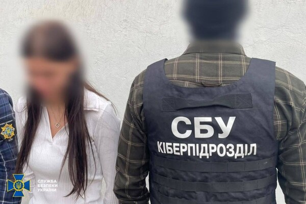 Наводила удары по порту и объектам Нацгвардии: в Одессе задержали агента ФСБ фото 3