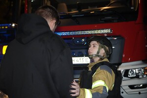 В Одессе произошел взрыв в доме: пострадали спасатели и медик фото 8