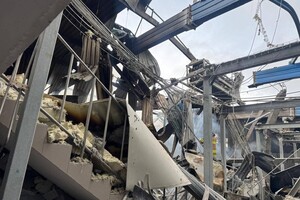 Производили хлебную, мясную и молочную продукцию: РФ нанесла двойной удар по предприятию в Одесской области фото 6